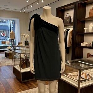 Ralph Lauren Elegant One-Shoulder Black Dress